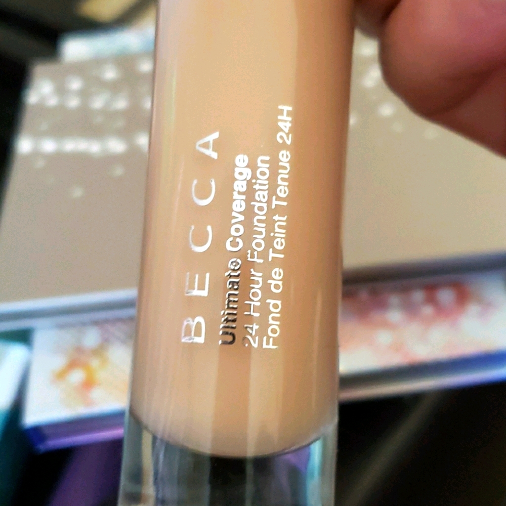 Becca Ultimate coverage 24 hour foundation